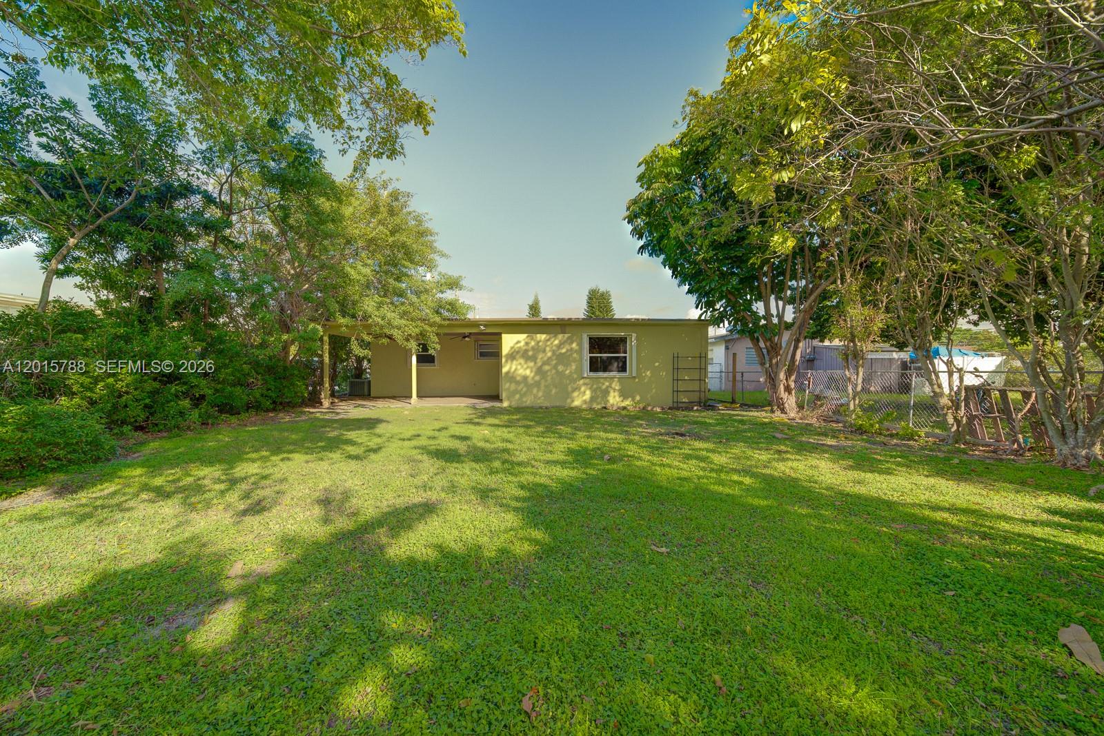CORAL TERRACE SEC 2 - Residential Income