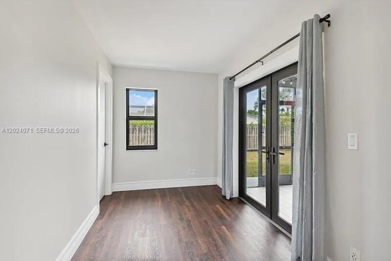 PEMBROKE LAKES SEC 4 - Residential