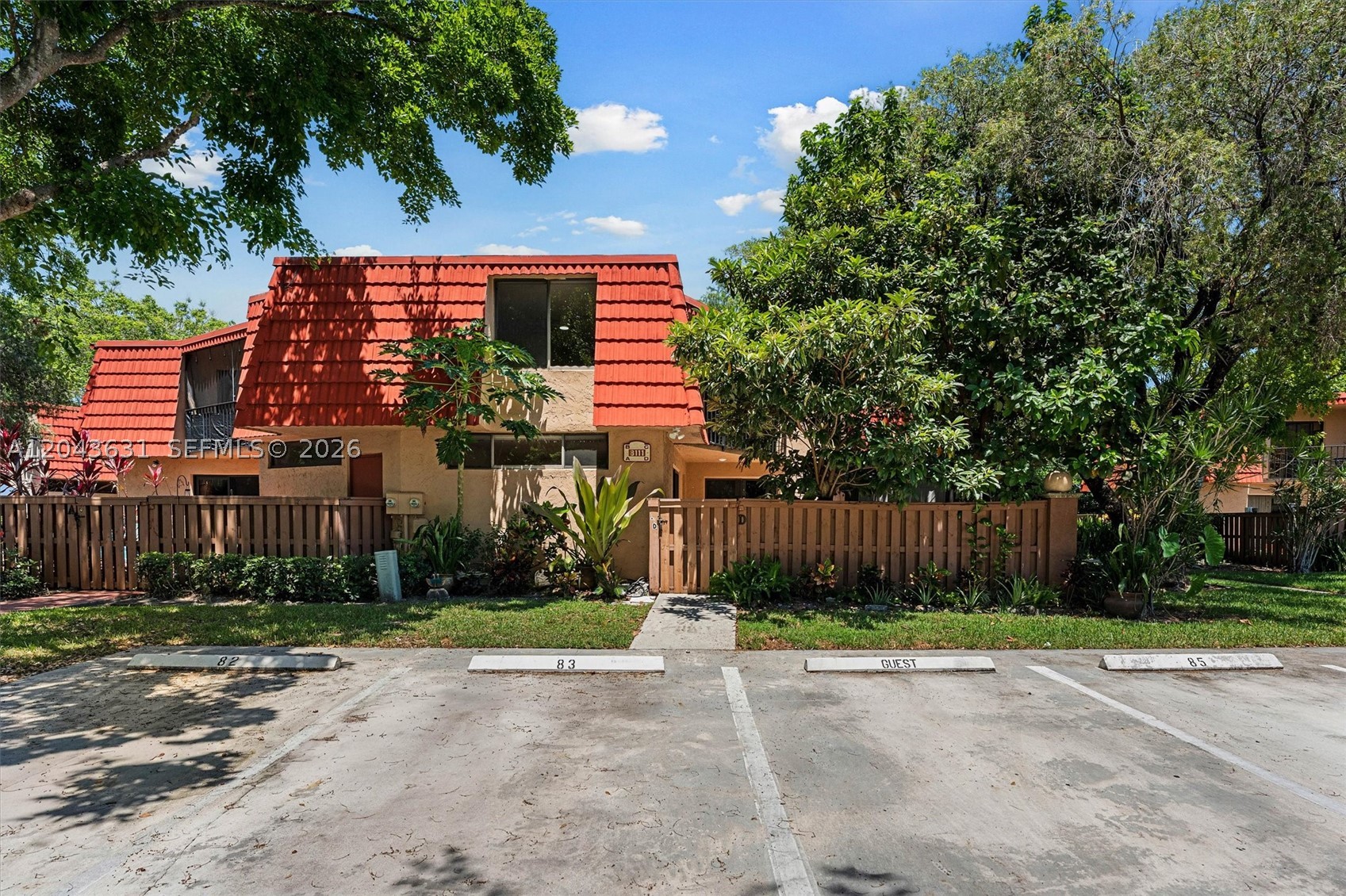 Bermuda Isle - BOCA RIO - Residential
