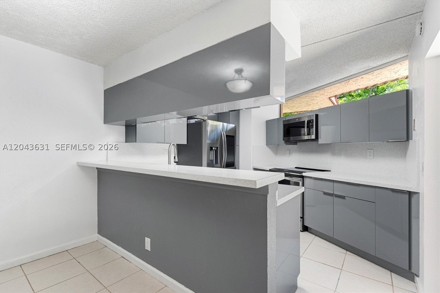 Bermuda Isle - BOCA RIO - Residential