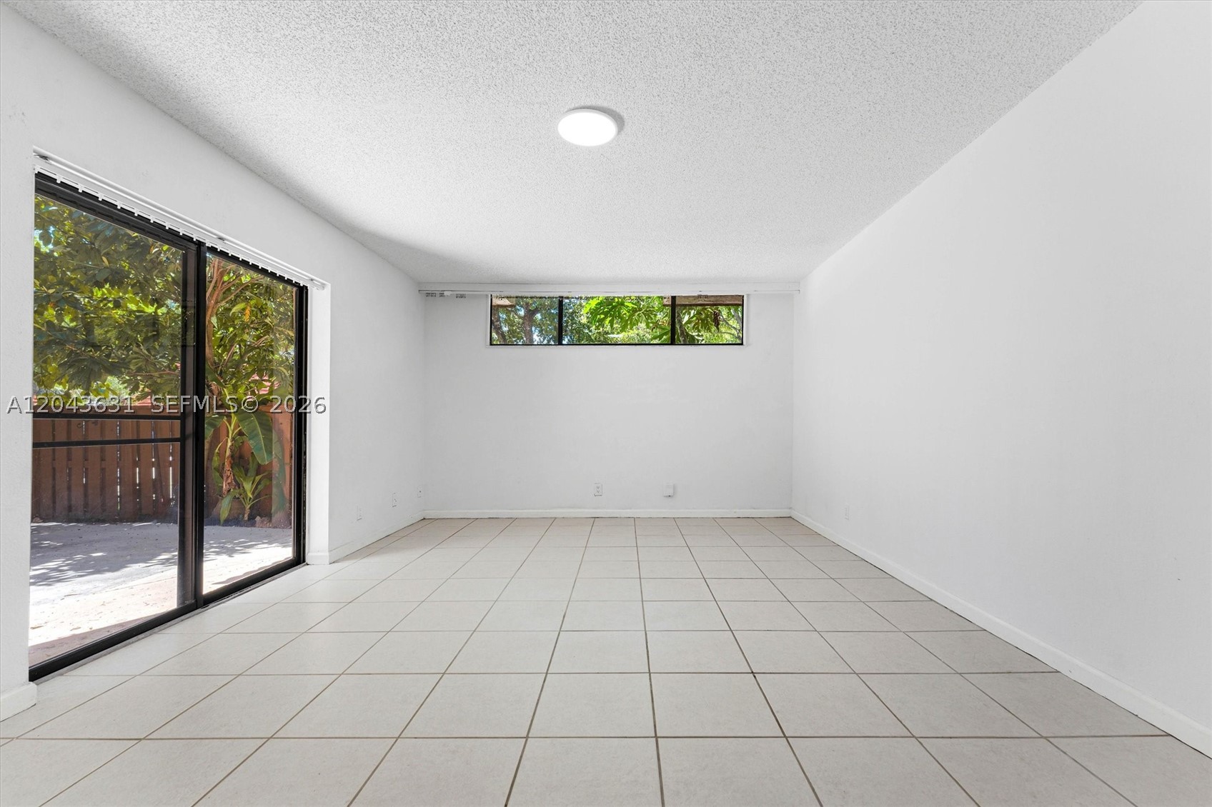 Bermuda Isle - BOCA RIO - Residential