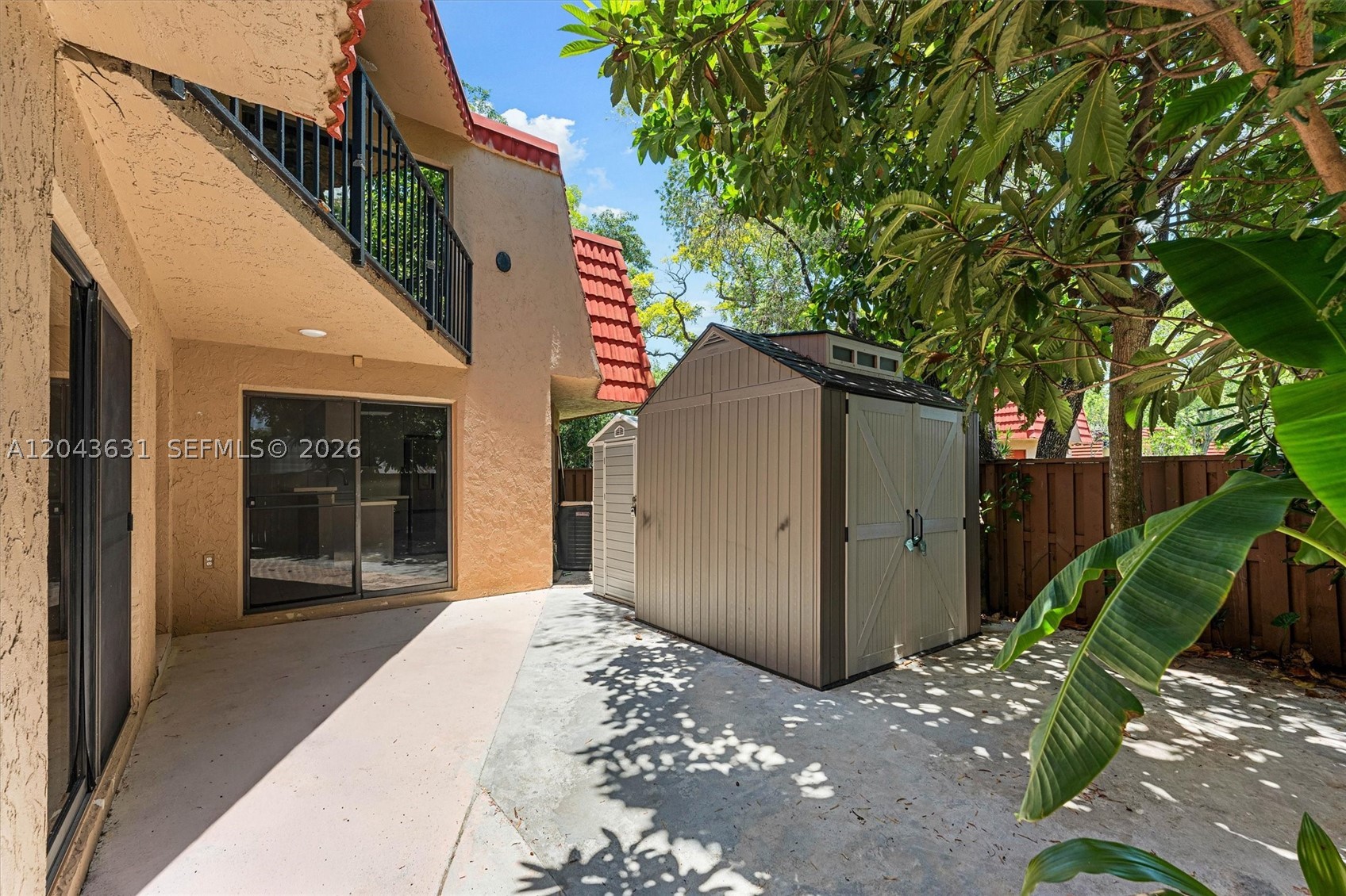 Bermuda Isle - BOCA RIO - Residential