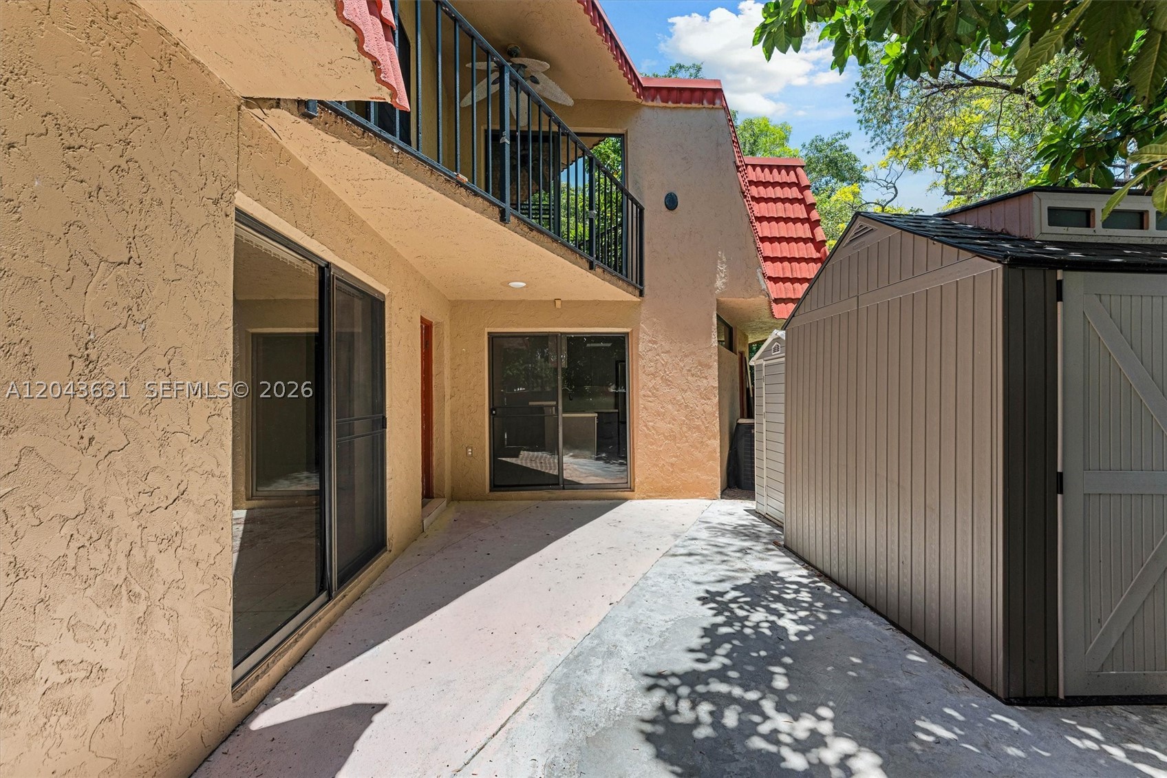 Bermuda Isle - BOCA RIO - Residential
