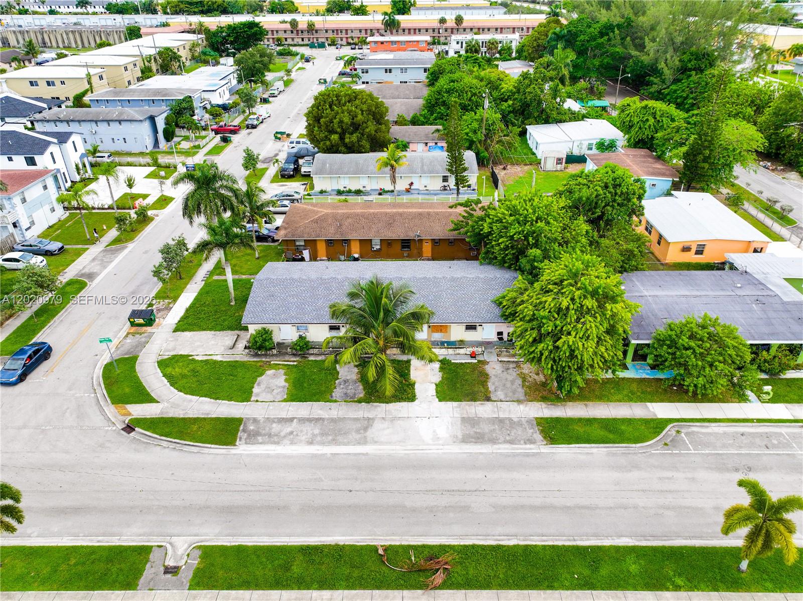 CORAL BAY MANOR - Residential Income