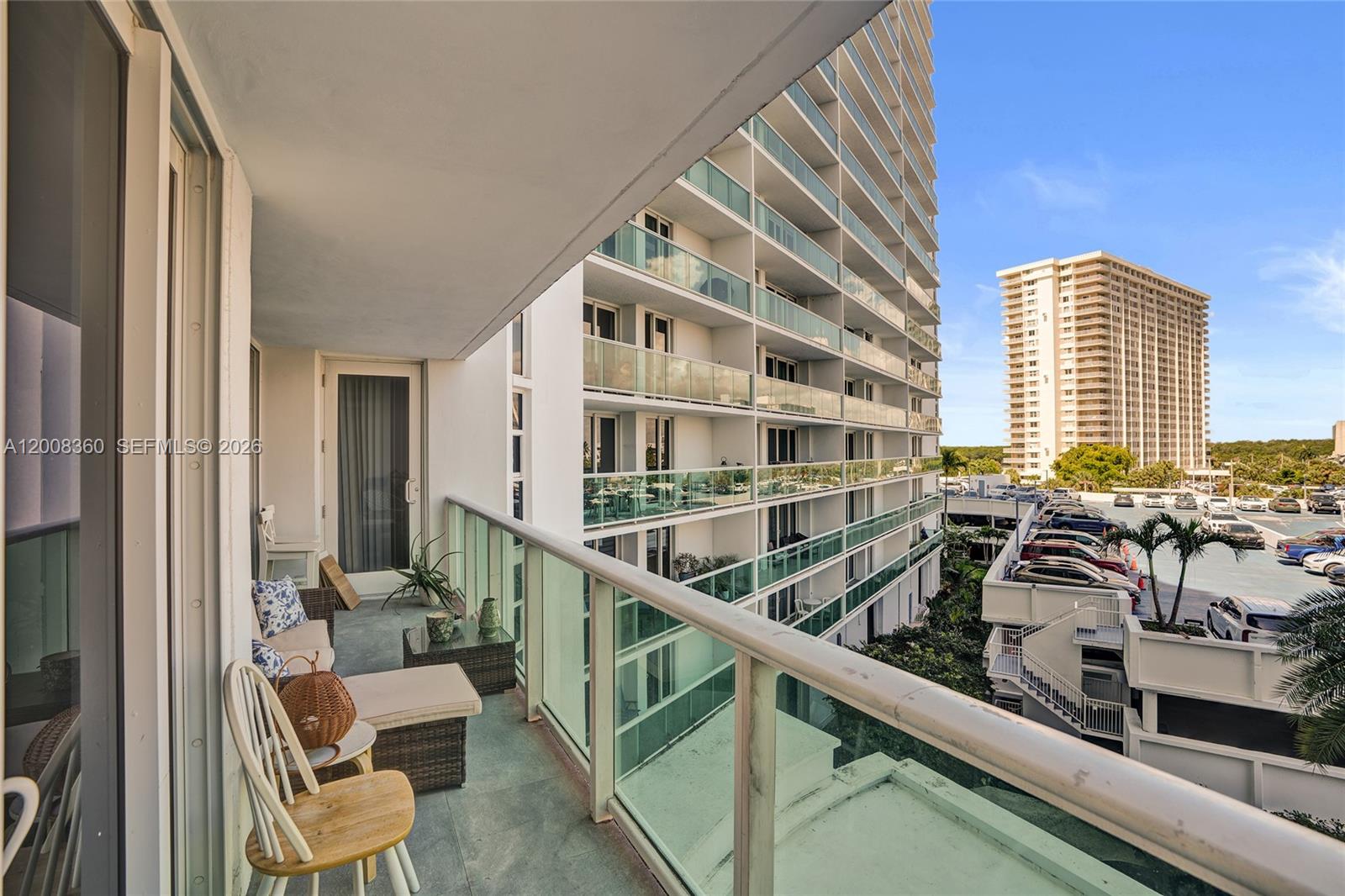 ARLEN HOUSE EAST CONDO - Residential
