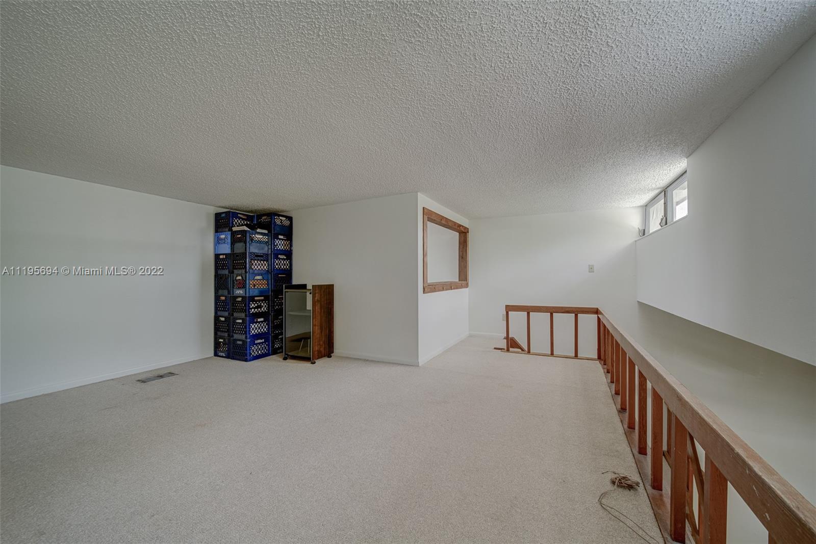 KENDALL GLENN CONDO - Residential Lease