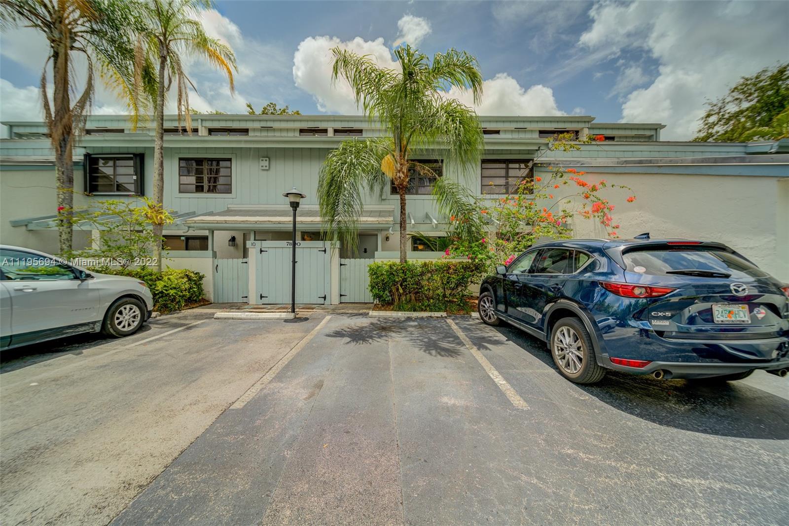 KENDALL GLENN CONDO - Residential Lease