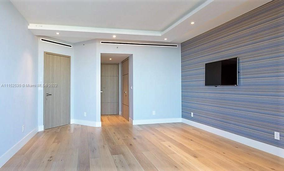 SANTA MARIA CONDO - Residential
