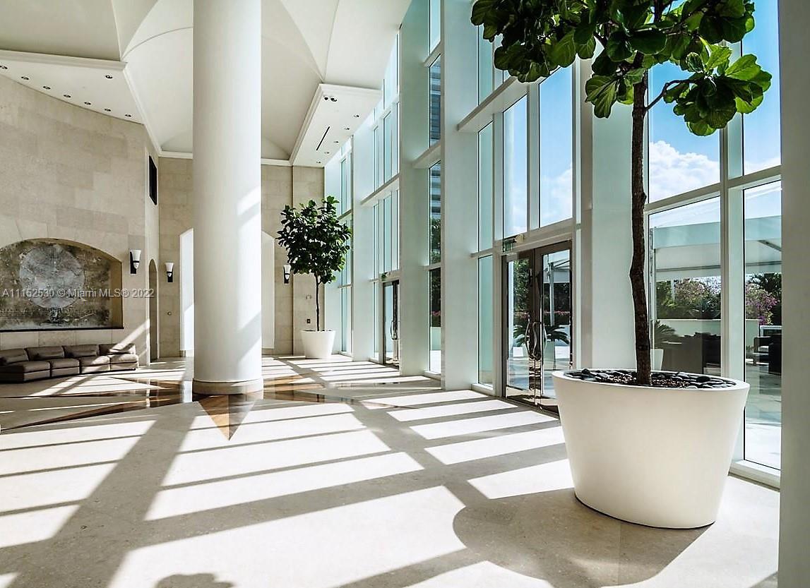 SANTA MARIA CONDO - Residential