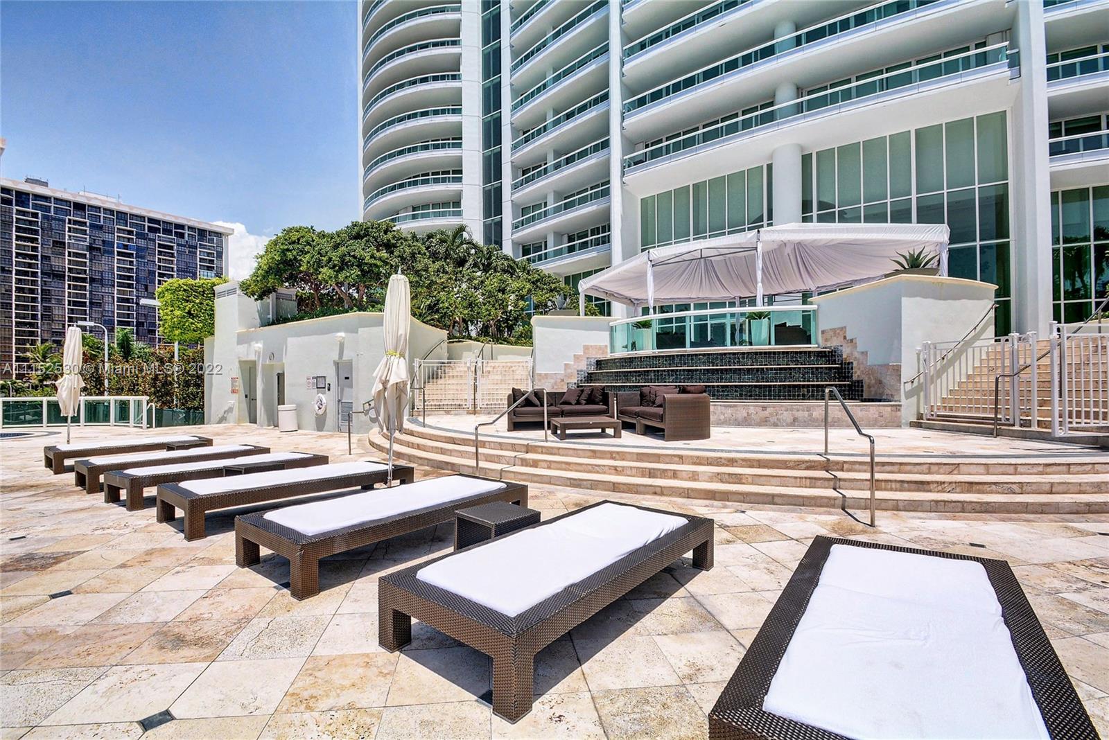 SANTA MARIA CONDO - Residential