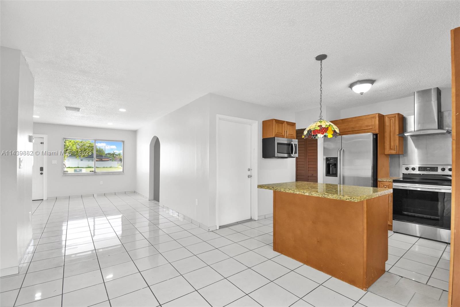 GREENWOOD VILLAS - Residential