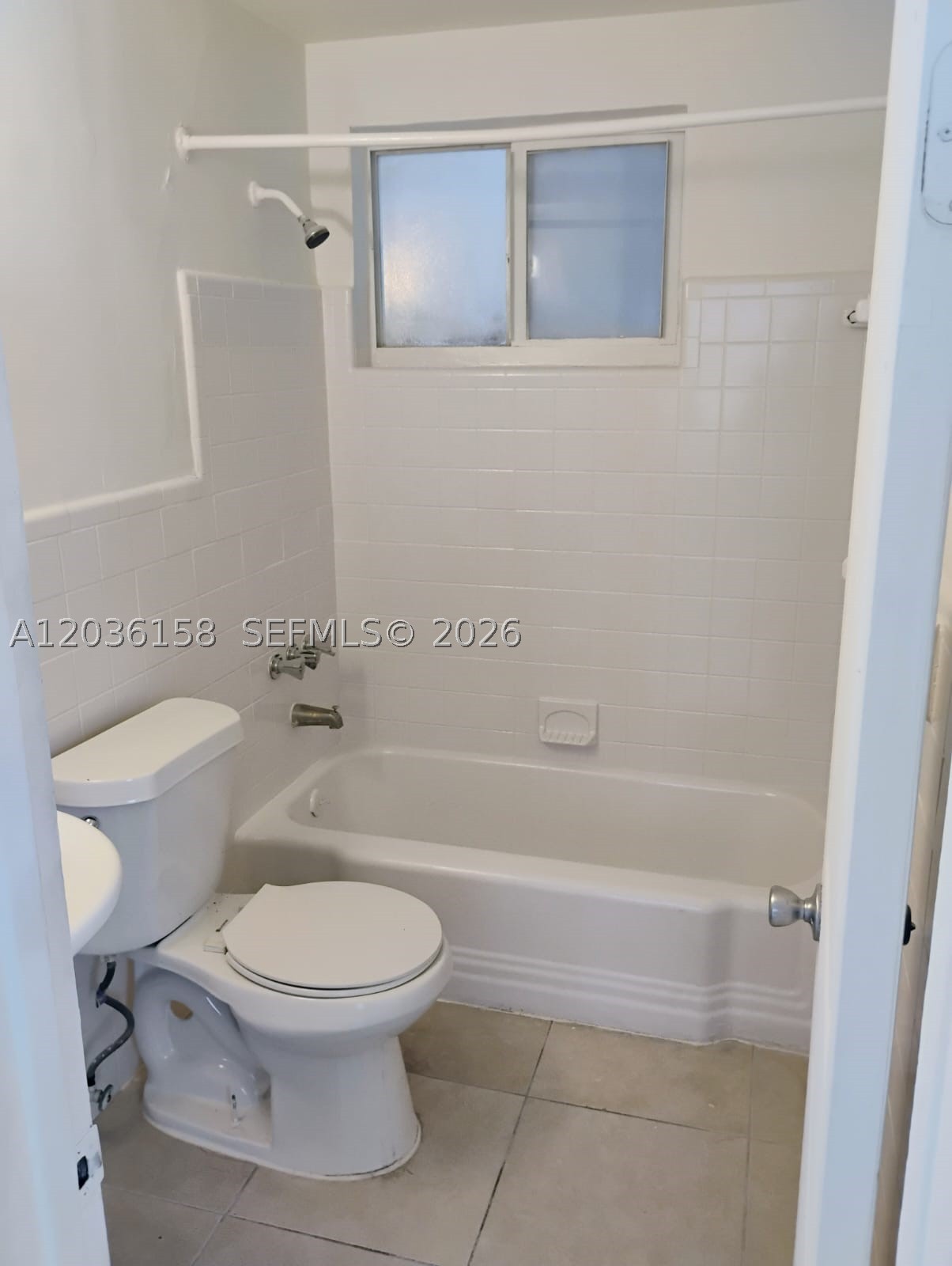 BOULEVARD GARDENS 28-6B - Residential Lease