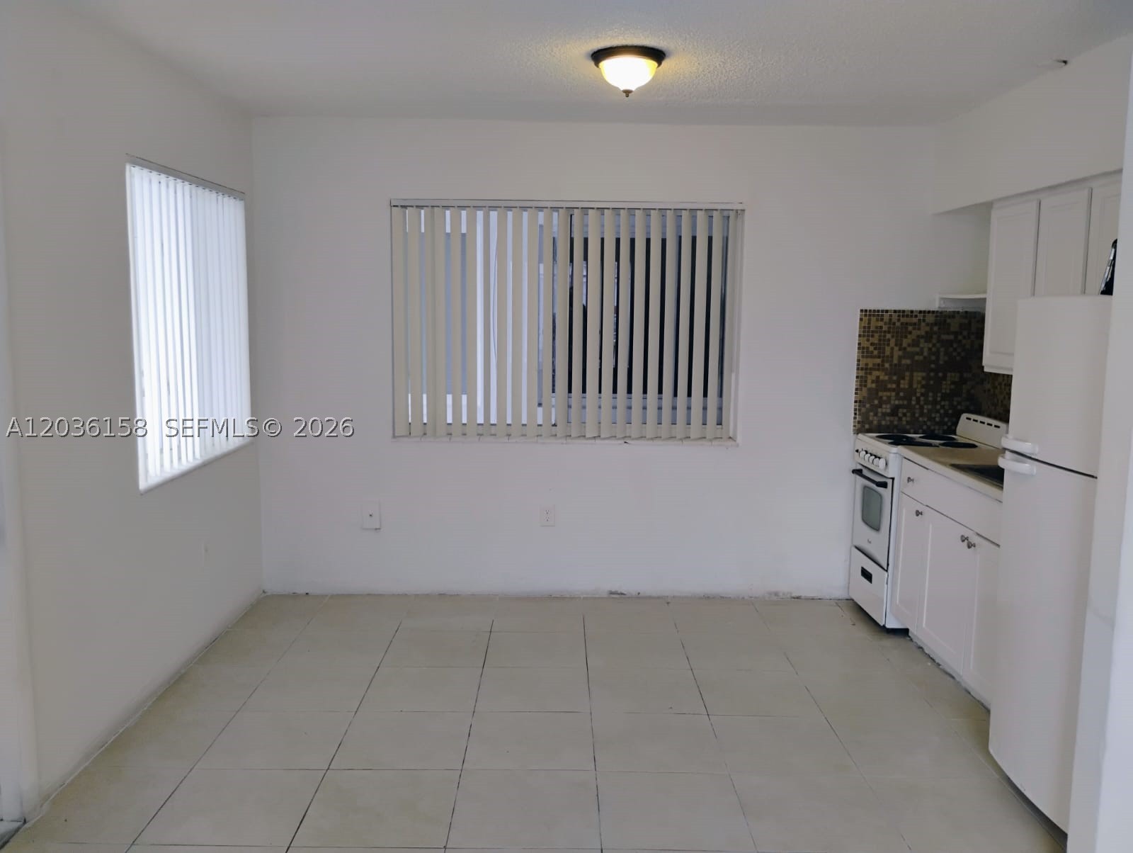BOULEVARD GARDENS 28-6B - Residential Lease