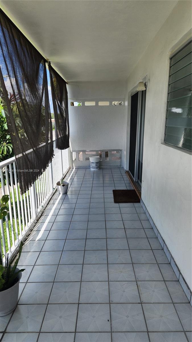 FLORIDIAN ARMS CONDO - Residential