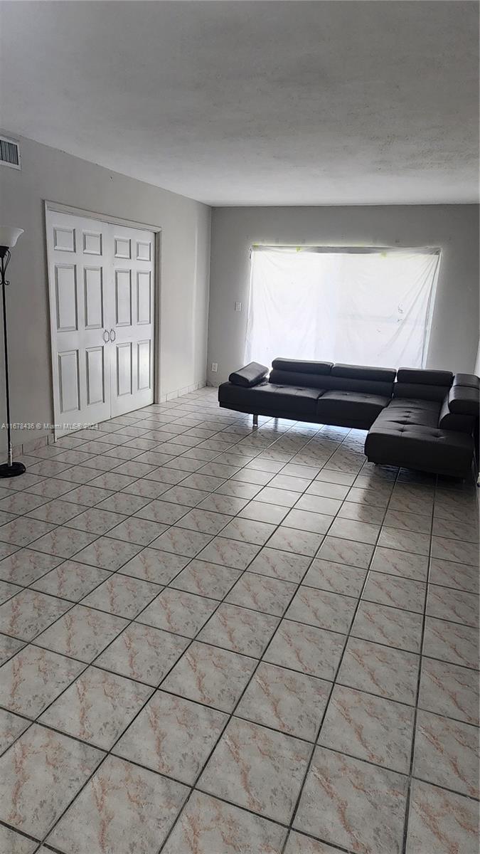 FLORIDIAN ARMS CONDO - Residential