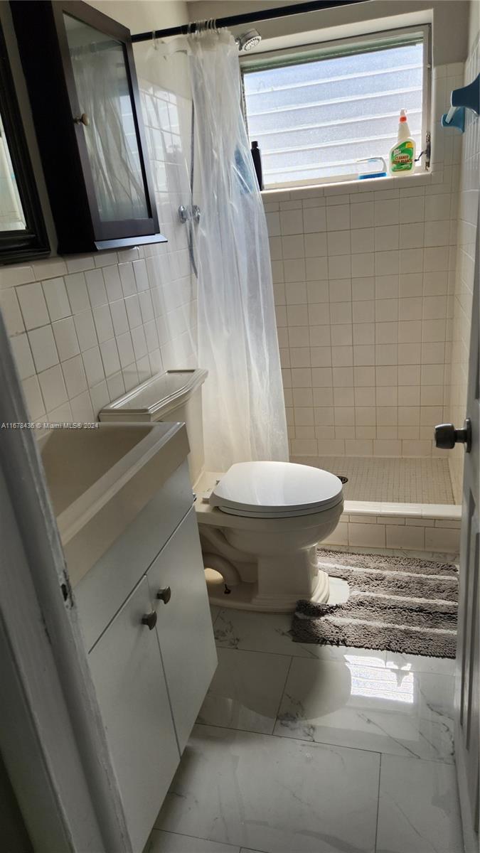 FLORIDIAN ARMS CONDO - Residential