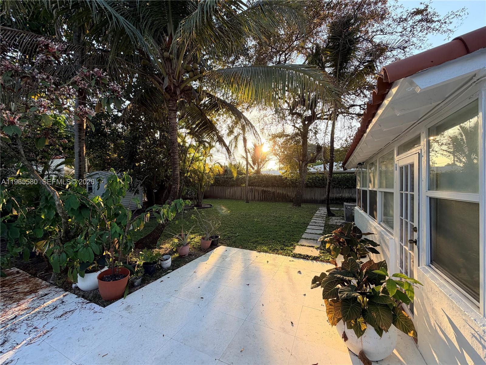 MIAMI SHORES SEC 1 AMD - Residential