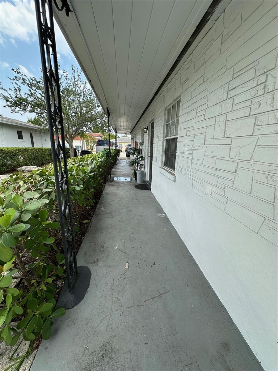 LAKE WORTH TOWN OF ADD 1 - Residential Lease