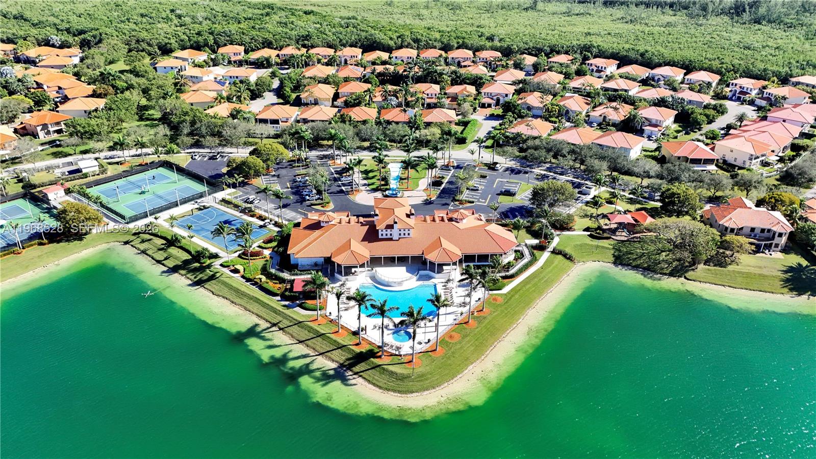 CUTLER CAY - Residential