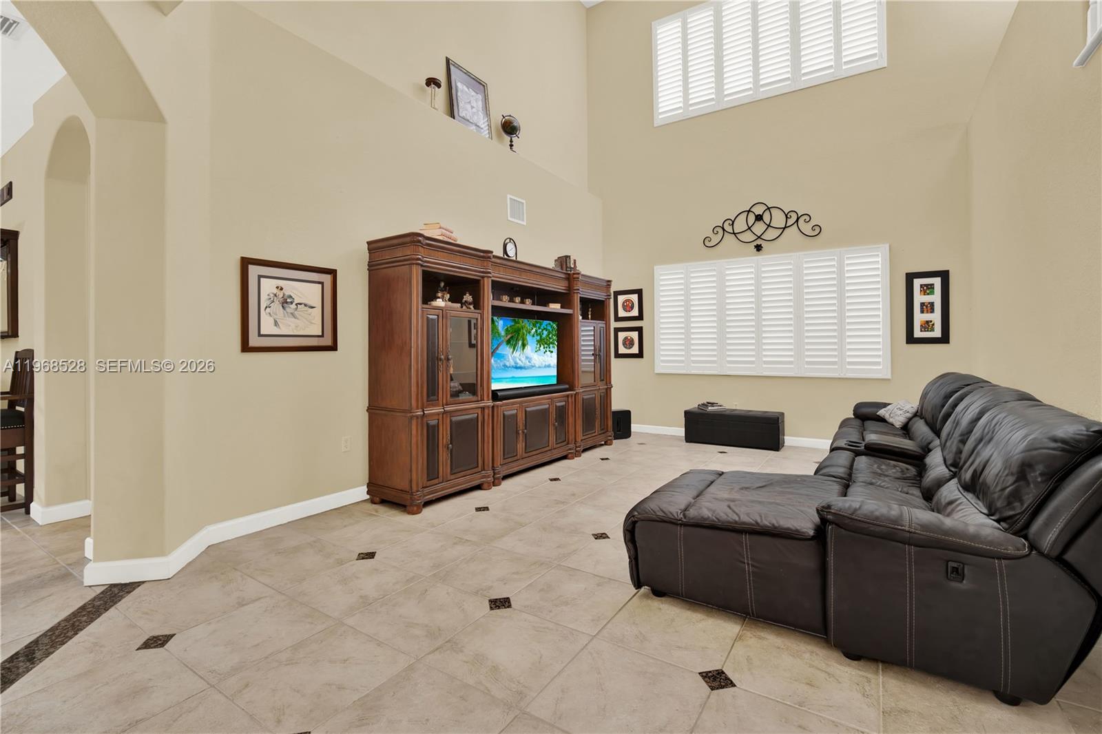 CUTLER CAY - Residential