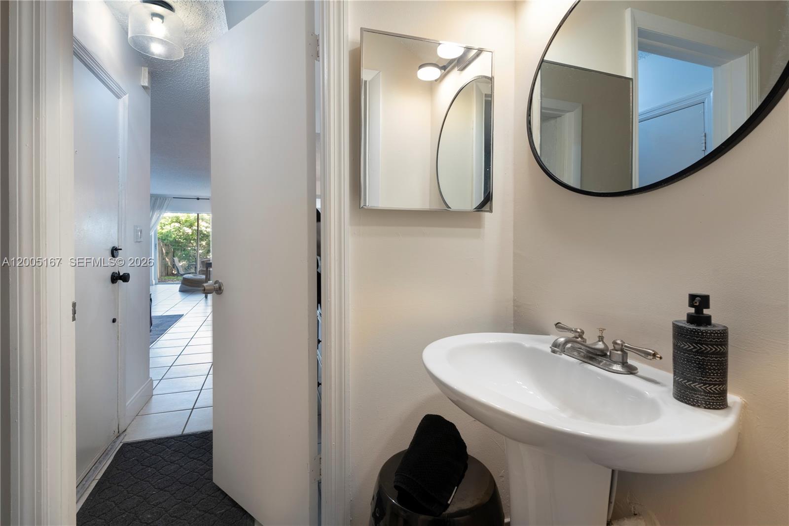 SAGA BAY TOWNHOMES - Residential
