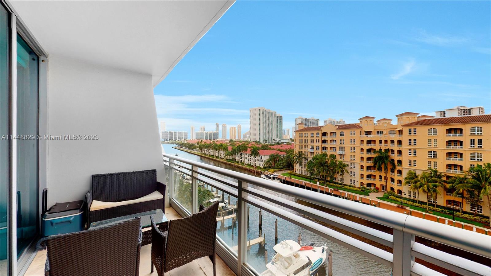 ARTECH RESIDENCES AT AVEN - Residential Lease