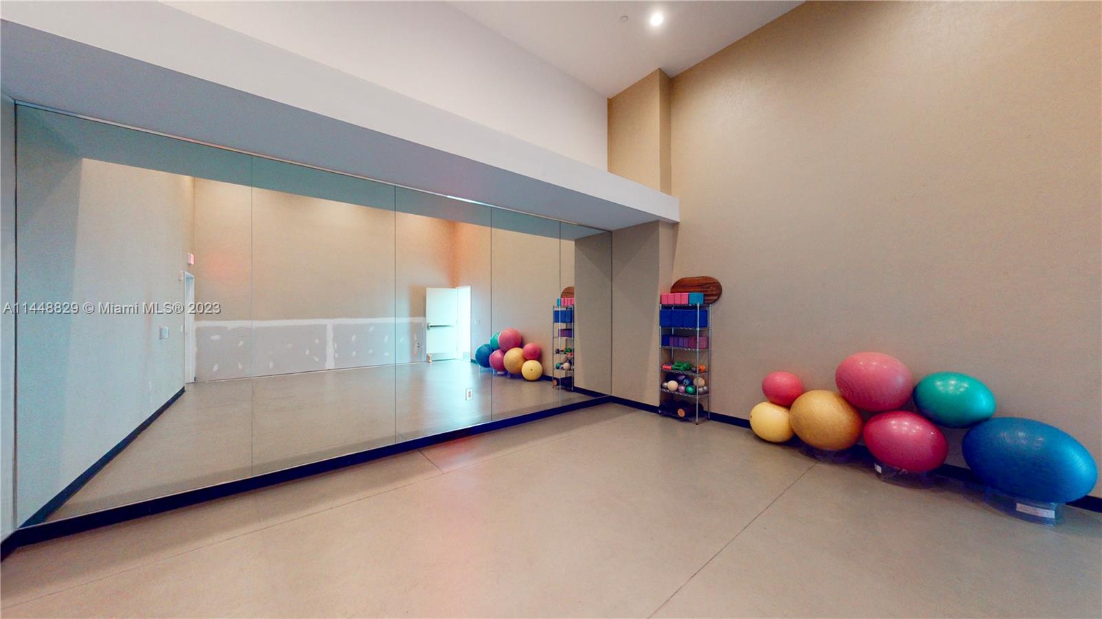 ARTECH RESIDENCES AT AVEN - Residential Lease