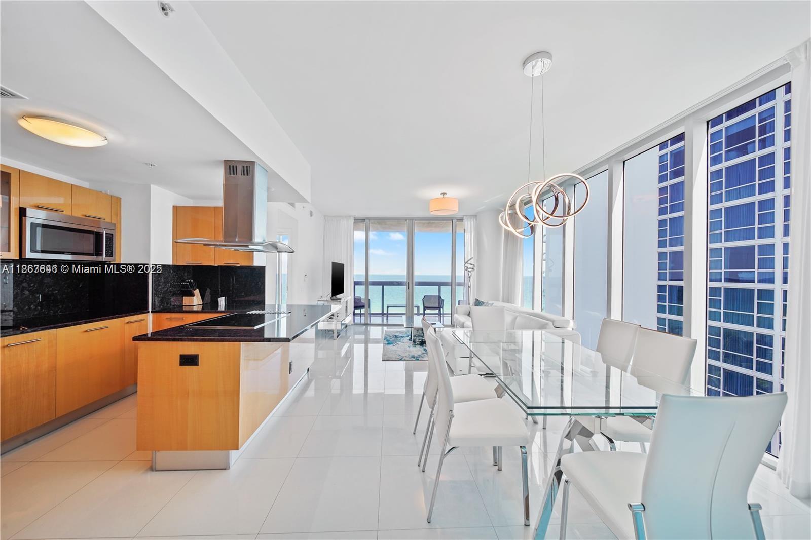 NORTH CARILLON BEACH COND - Residential