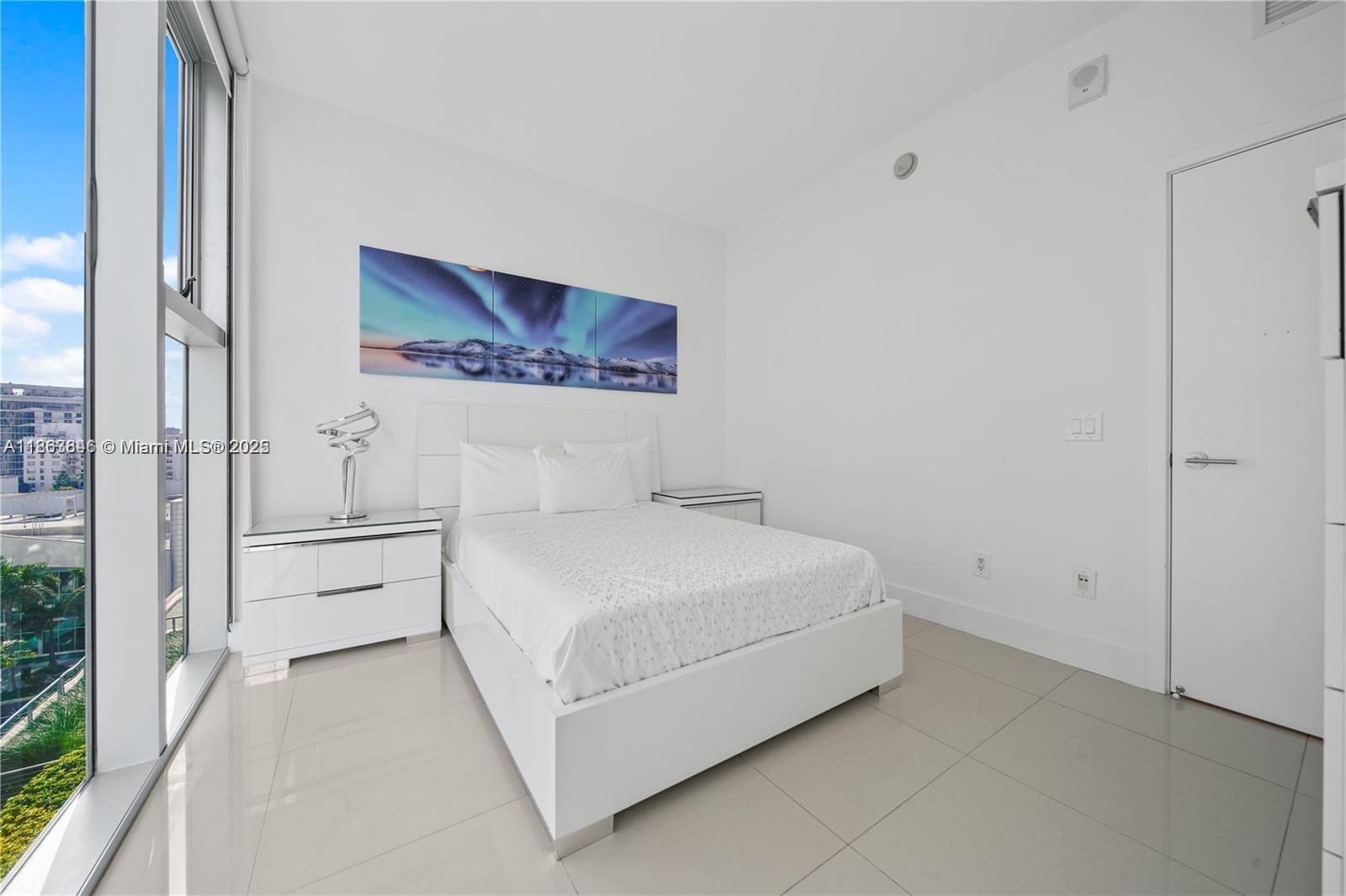 NORTH CARILLON BEACH COND - Residential