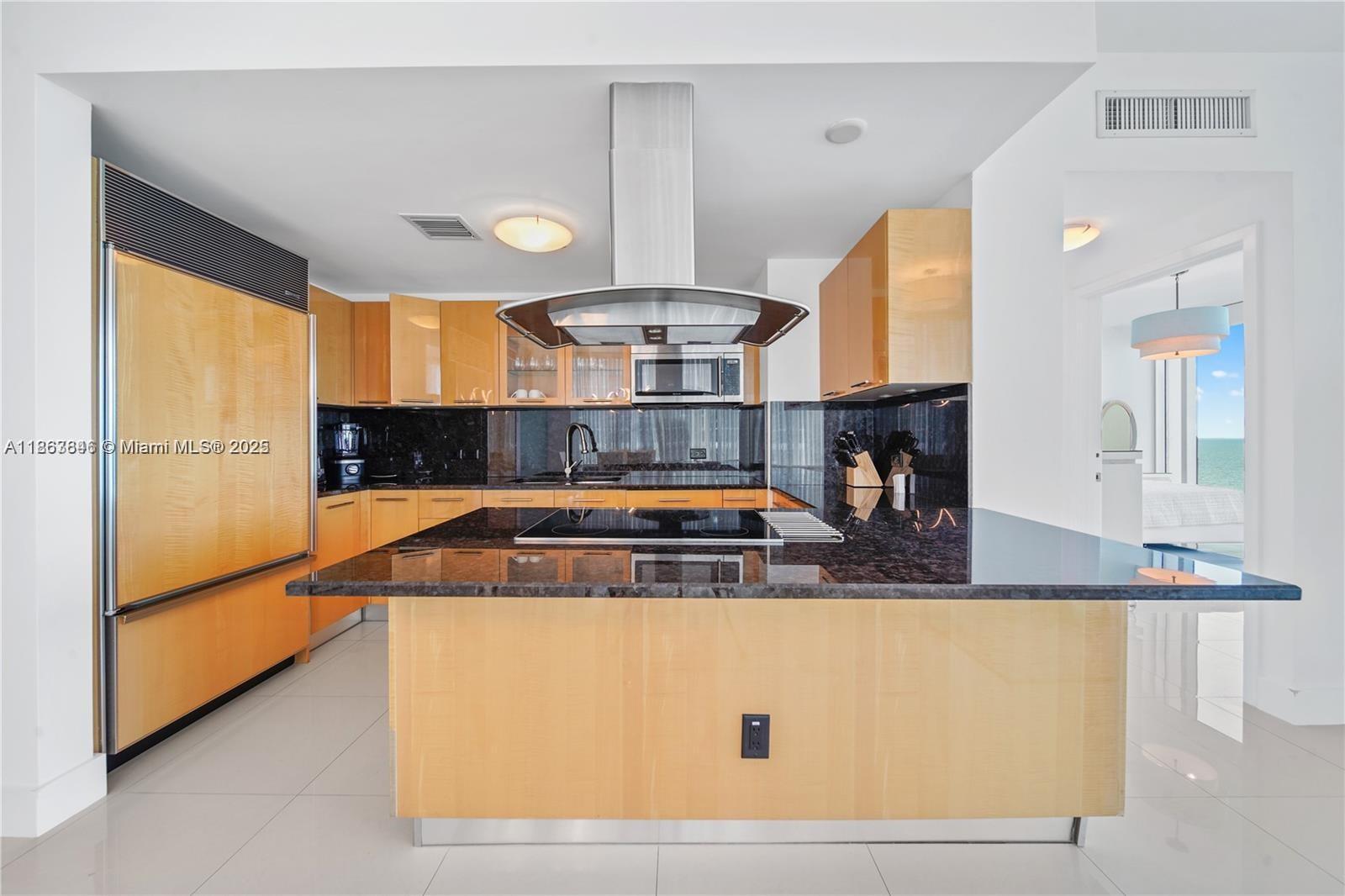 NORTH CARILLON BEACH COND - Residential