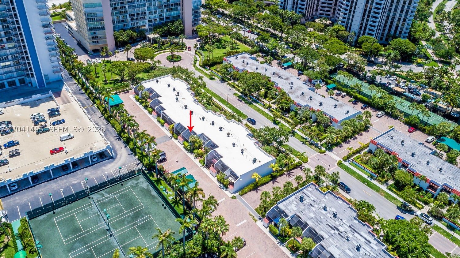 GRAPETREE TOWNHOUSE CONDO - Residential
