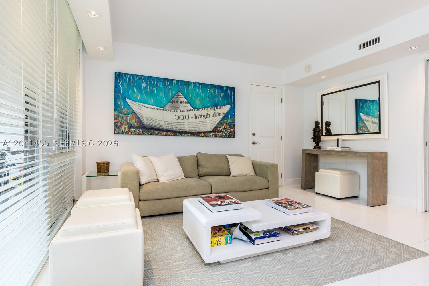 GRAPETREE TOWNHOUSE CONDO - Residential