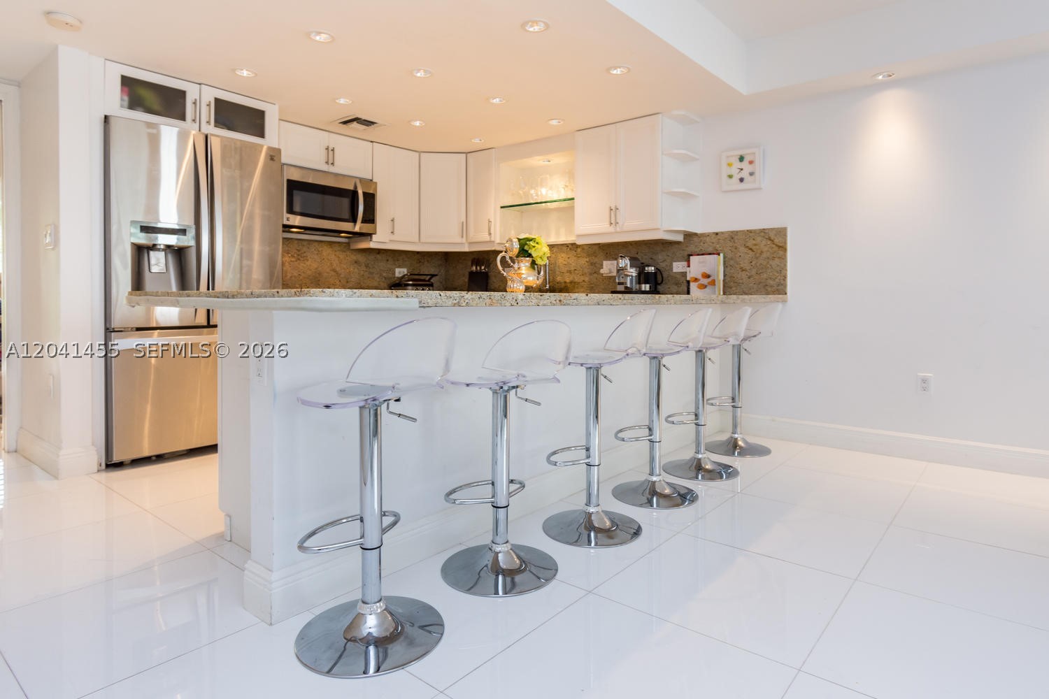 GRAPETREE TOWNHOUSE CONDO - Residential