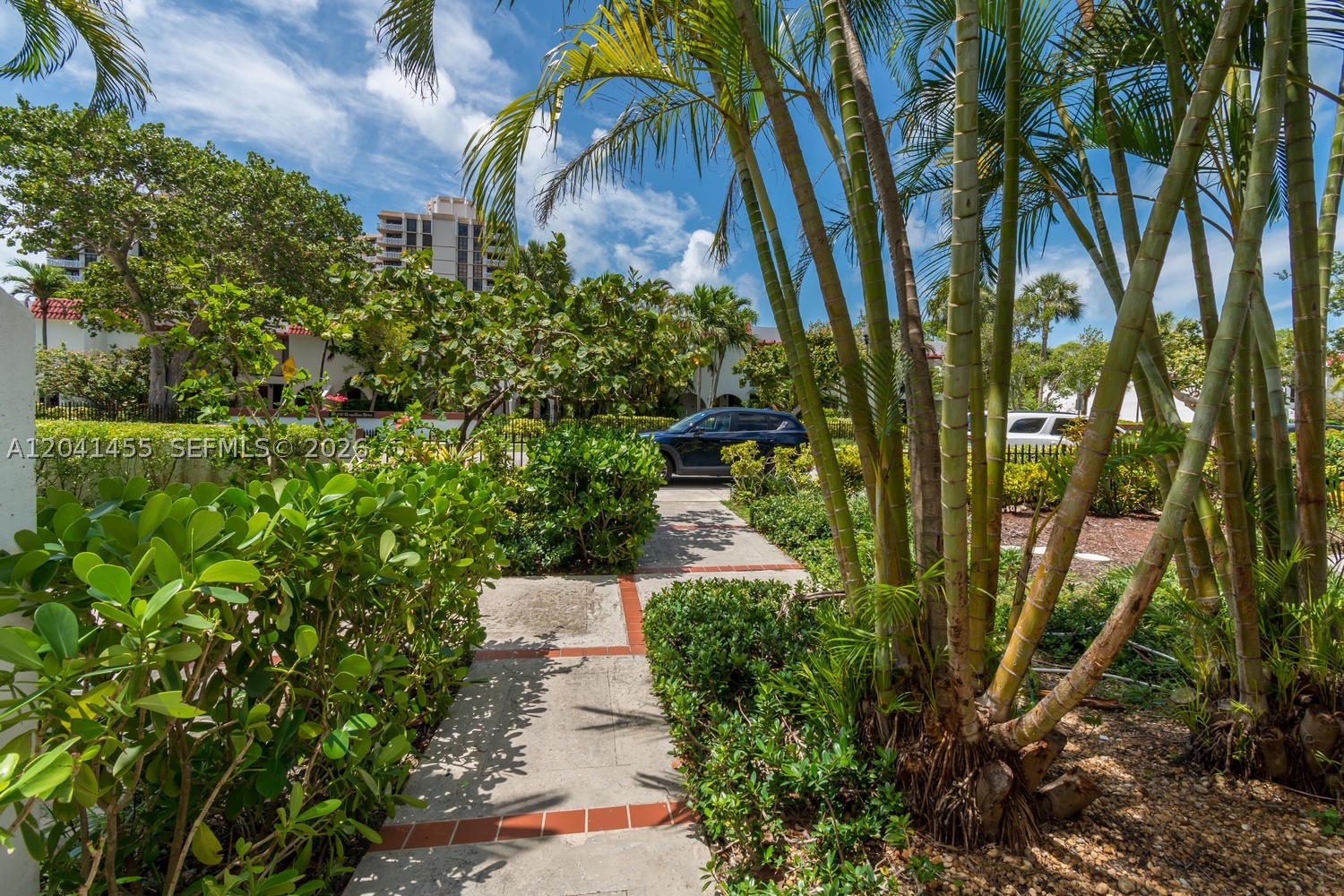 GRAPETREE TOWNHOUSE CONDO - Residential