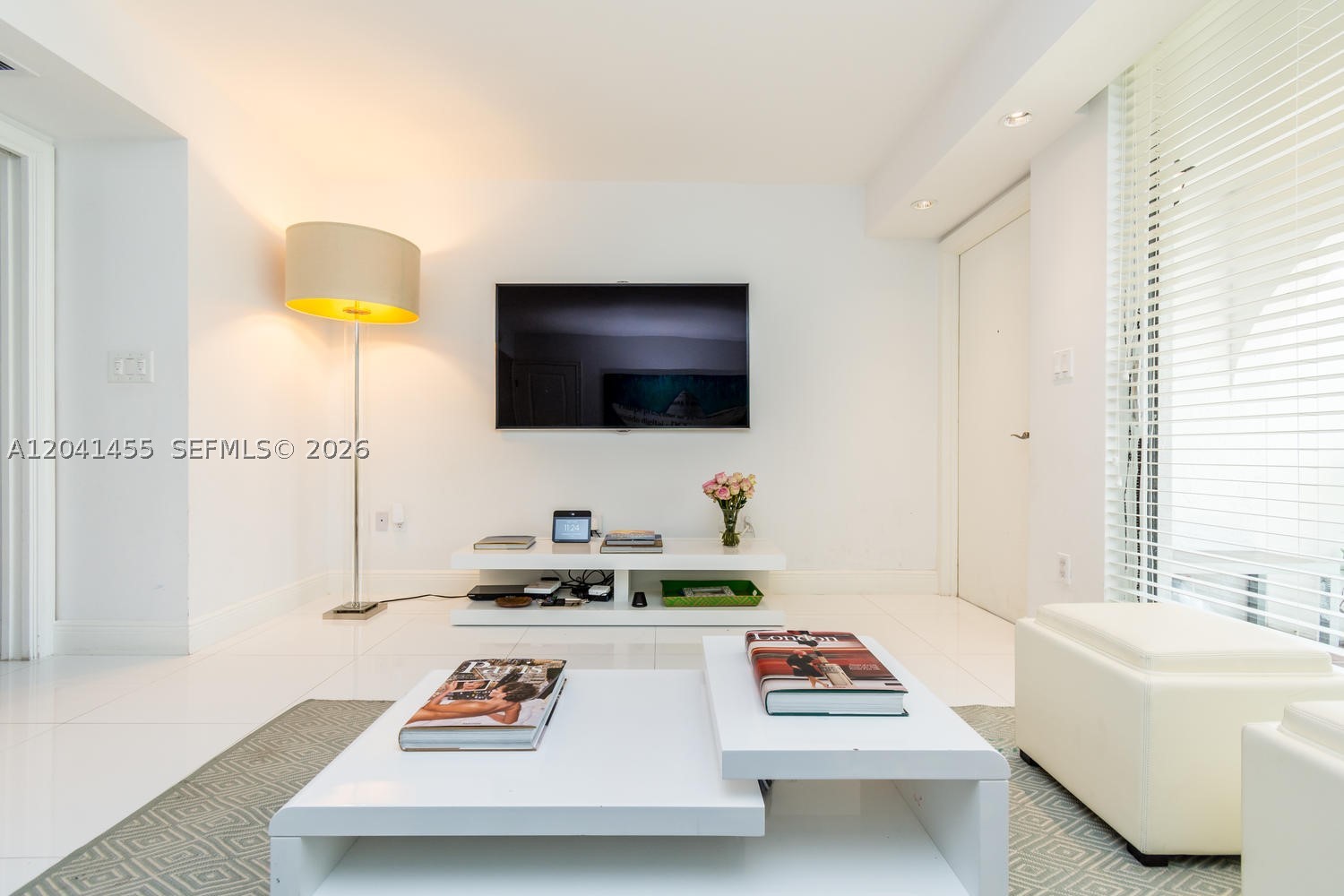 GRAPETREE TOWNHOUSE CONDO - Residential