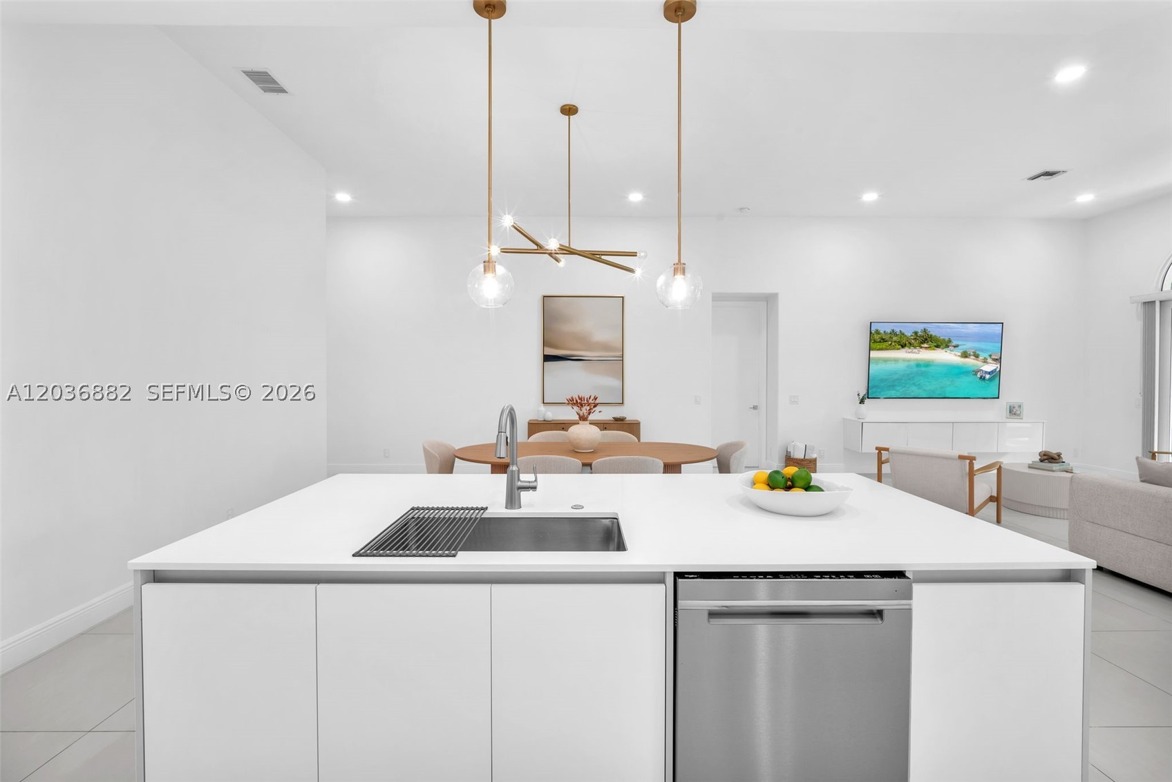 COUNTRY ISLES COVE - Residential