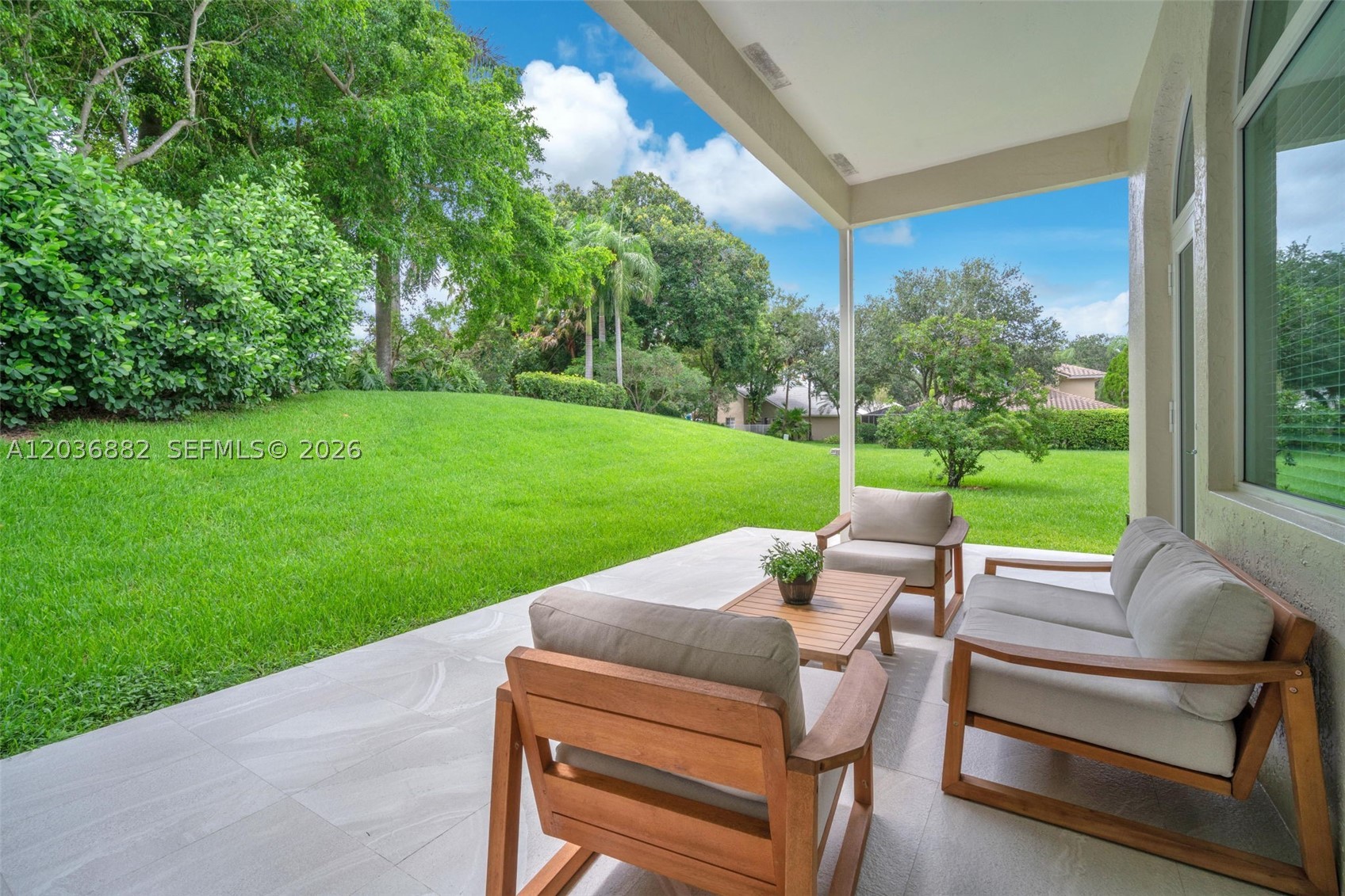 COUNTRY ISLES COVE - Residential