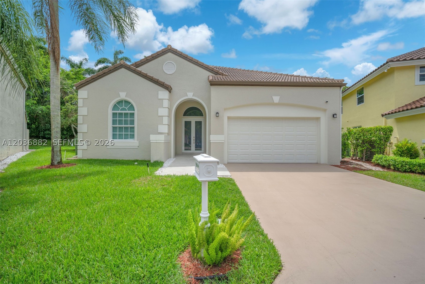 COUNTRY ISLES COVE - Residential