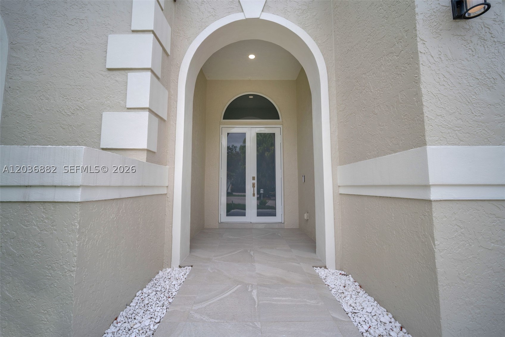 COUNTRY ISLES COVE - Residential