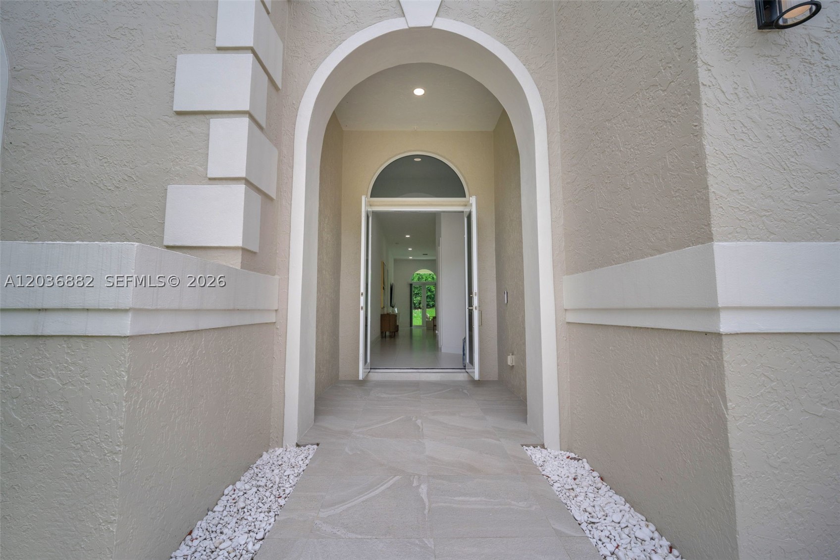 COUNTRY ISLES COVE - Residential