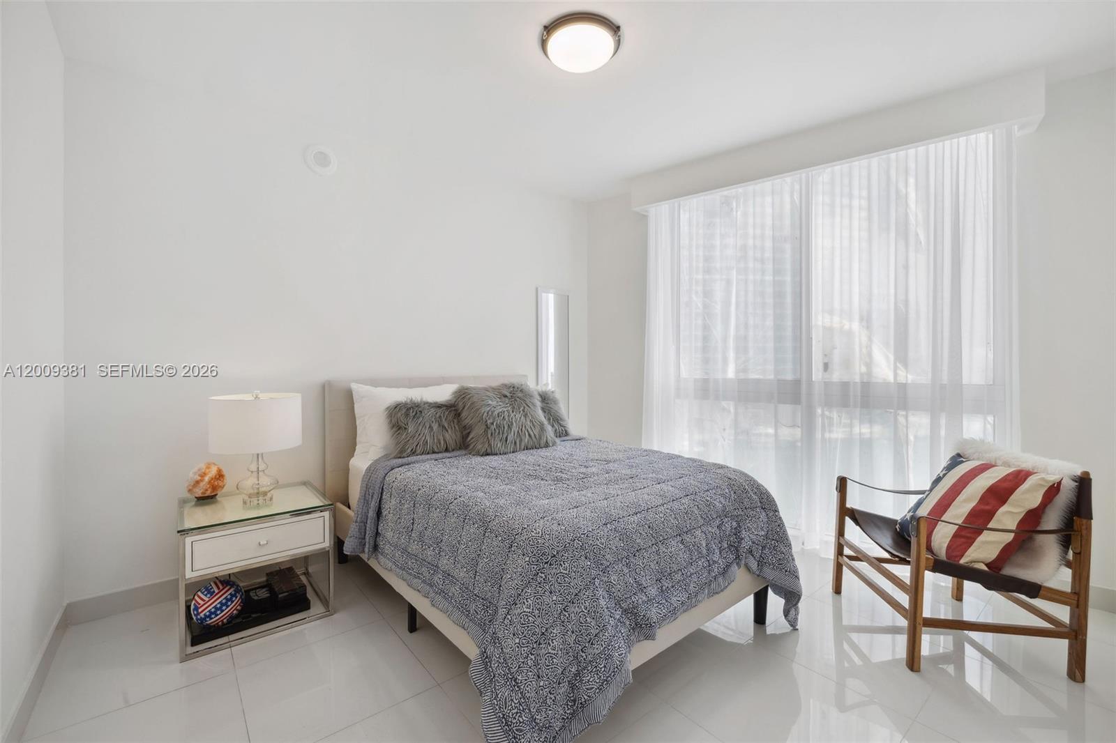 ICONBRICKELL CONDO NO 1 - Residential