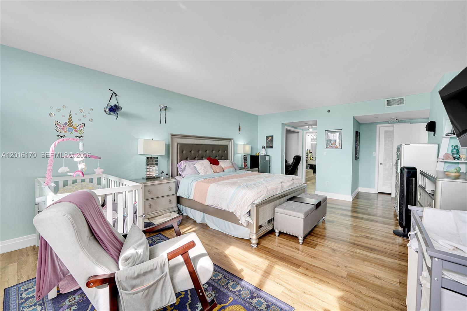 JOCKEY CLUB III CONDO - Residential