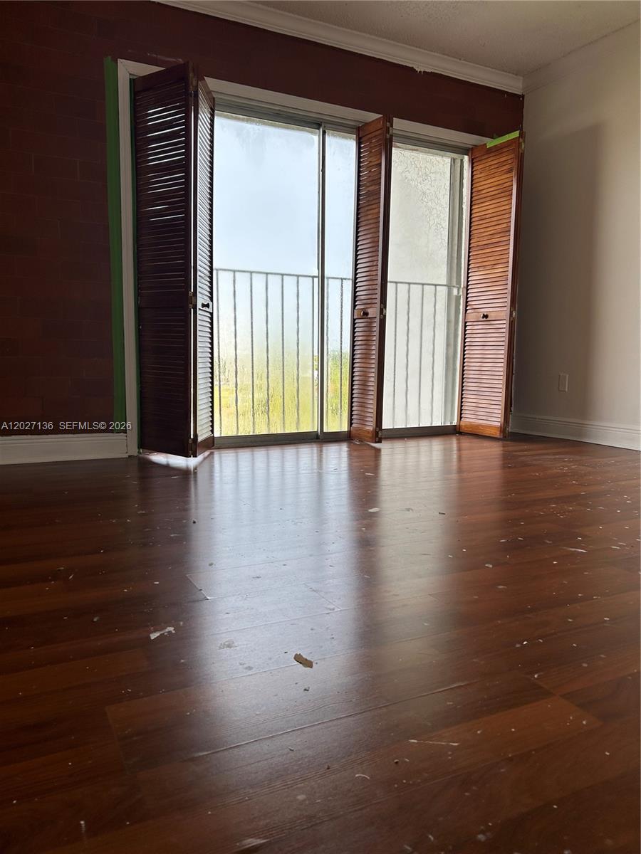 RIVERVIEW VILLAGE CONDO - Residential Lease
