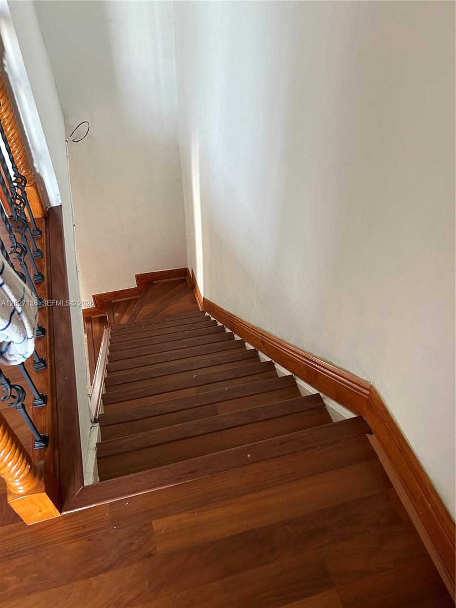 RIVERVIEW VILLAGE CONDO - Residential Lease