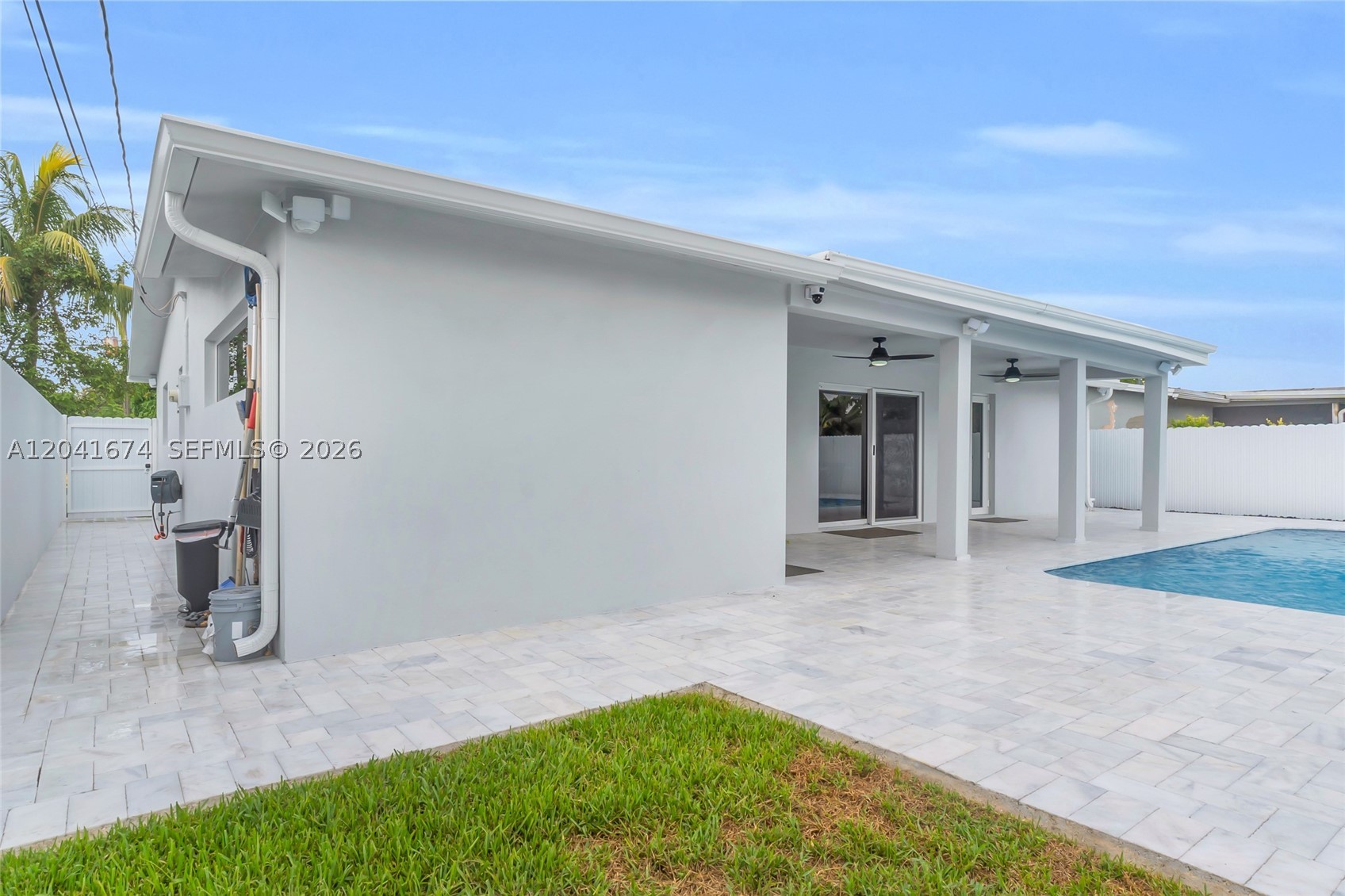 SUNRISE GOLF VILLAGE SEC - Residential