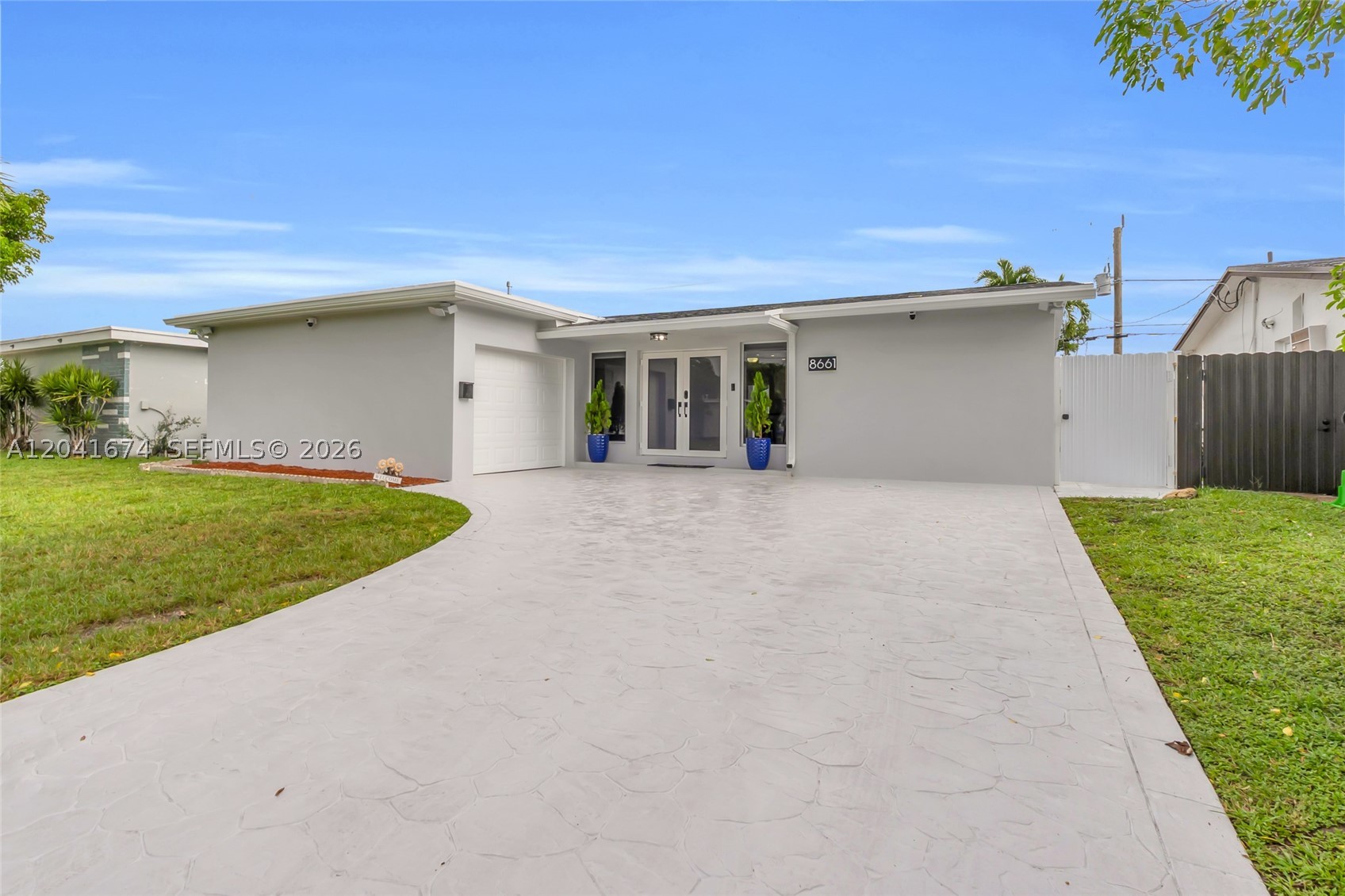 SUNRISE GOLF VILLAGE SEC - Residential