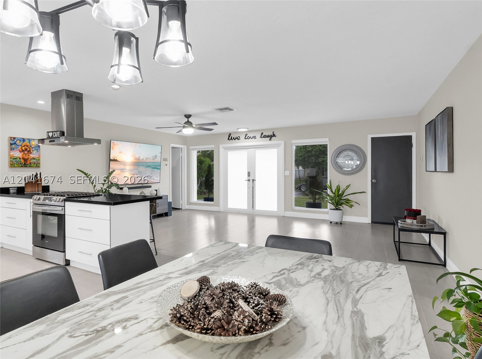SUNRISE GOLF VILLAGE SEC - Residential