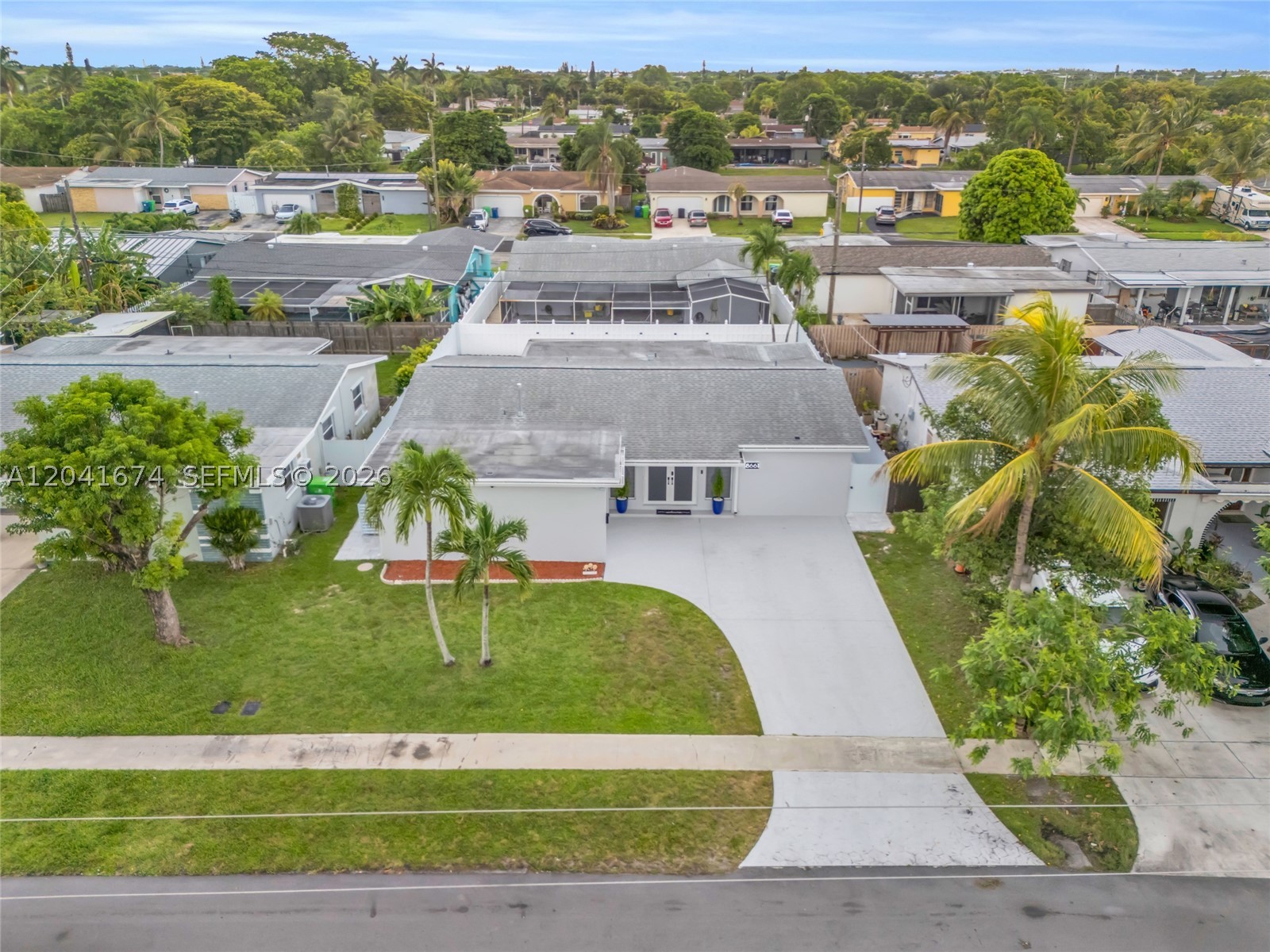 SUNRISE GOLF VILLAGE SEC - Residential