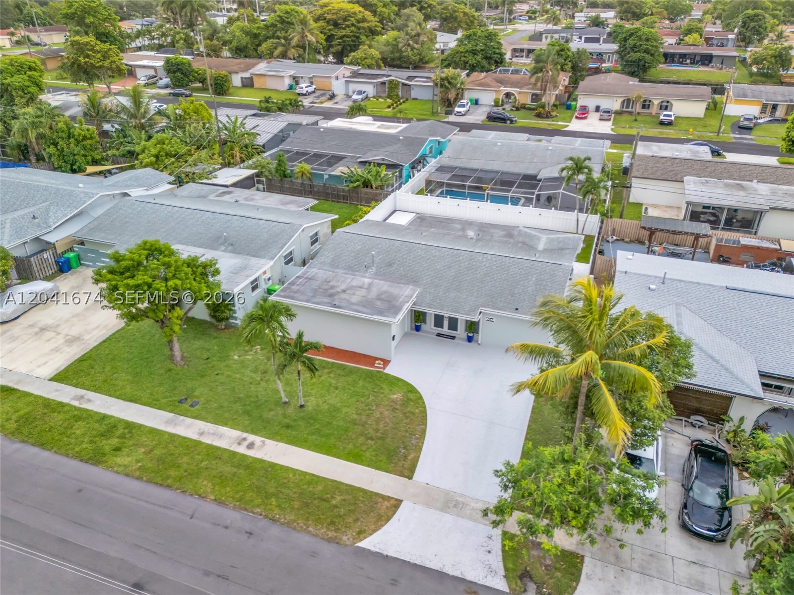 SUNRISE GOLF VILLAGE SEC - Residential