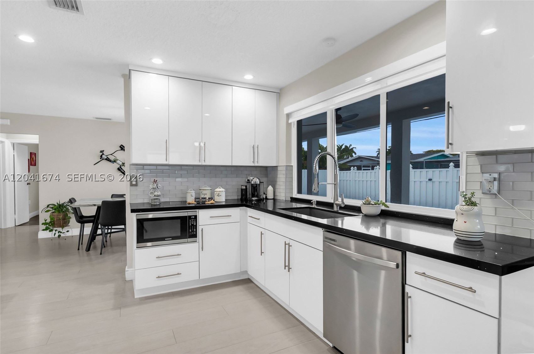SUNRISE GOLF VILLAGE SEC - Residential